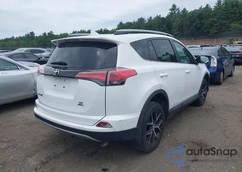 2017 Toyota Rav4 Se z USA, uszkodzony, nr VIN 2T3JFREV4HW586446